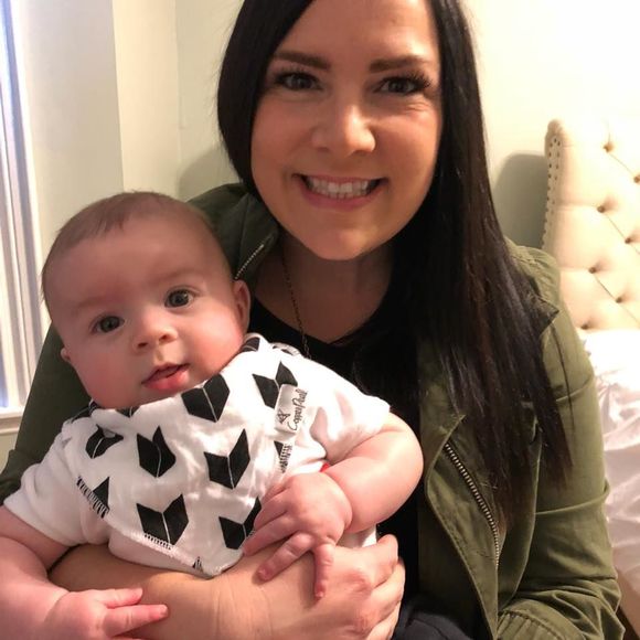 Meet your Posher, Lauren - Picture 1 of 1